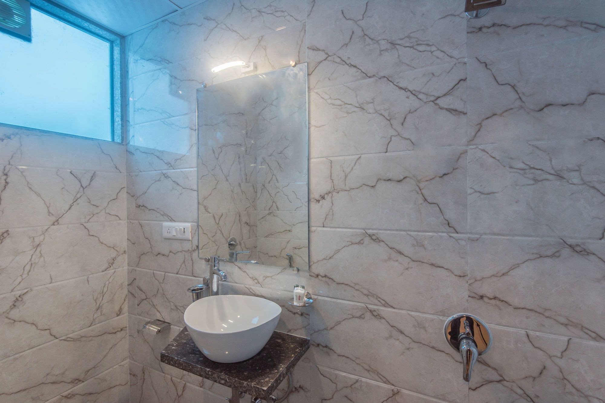 Fabhotel Arton Suite - Nr Mumbai International Airport Екстериор снимка
